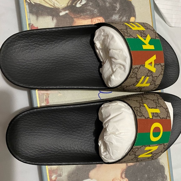 Gucci supreme slides. Brand new size 7 - Picture 1 of 2